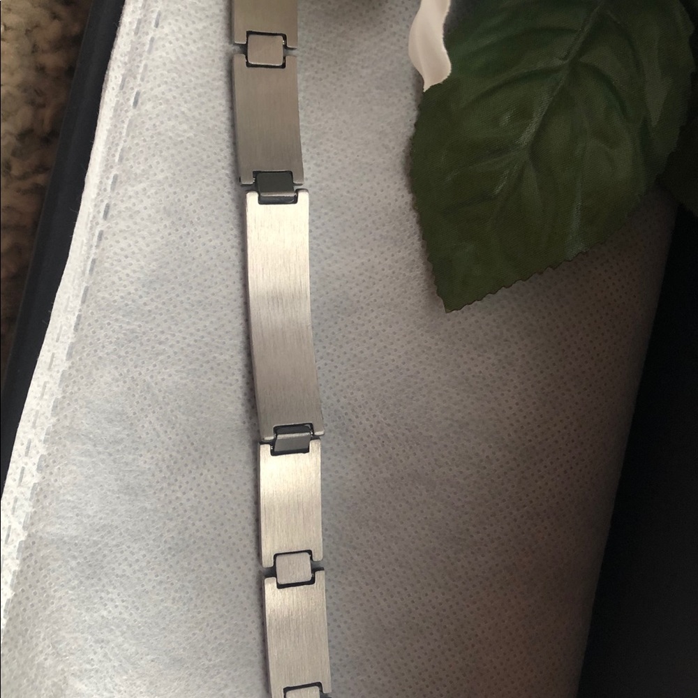 Bracelet - Picture 3 of 4